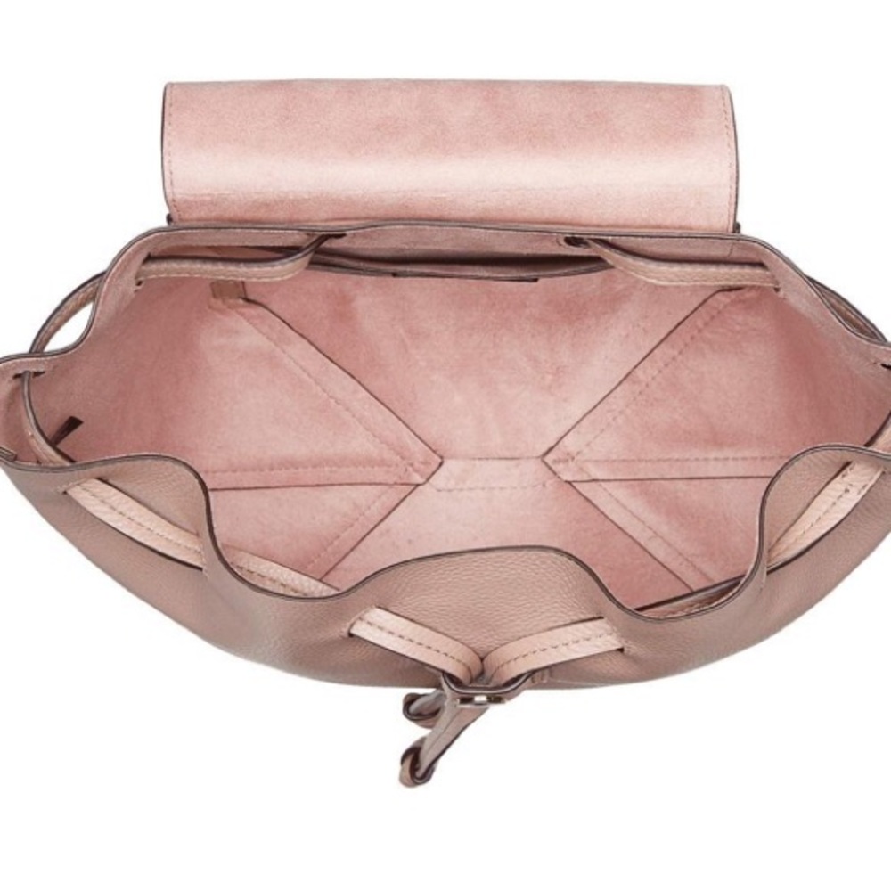 🎉FLASH SALE 🎊Michael Kors Junie Med Backpack - Picture 3 of 5